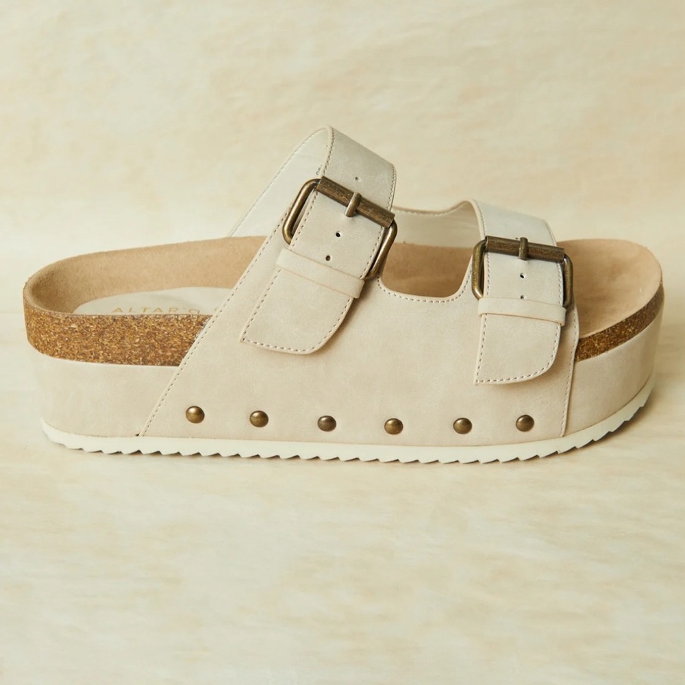 Altar'd State Cream Platform Slide Sandals with Buckles - Picture 2 of 3